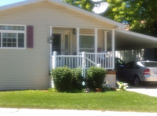 180 Northshore Rd, Elgin, IL 60123