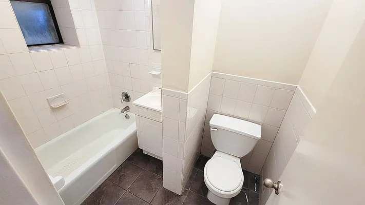 Rented by MAPT Residential LLC | media 18