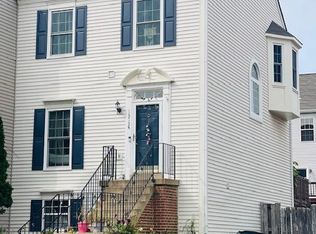 13134 Quail Creek Ln, Fairfax, VA 22033