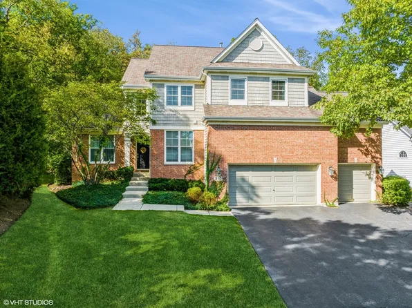 810 Norge Pkwy, Fox River Grove, IL 60021