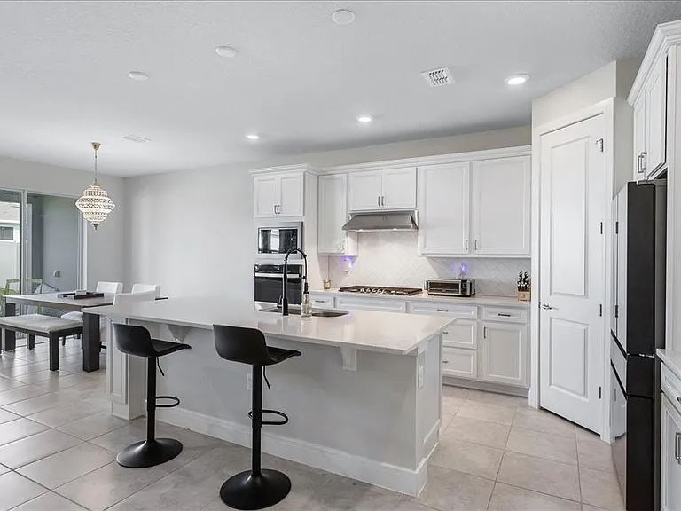3980 Meandering Bay Dr — Photo 9