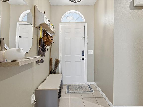 5th image of 2409 SW 20th Ter