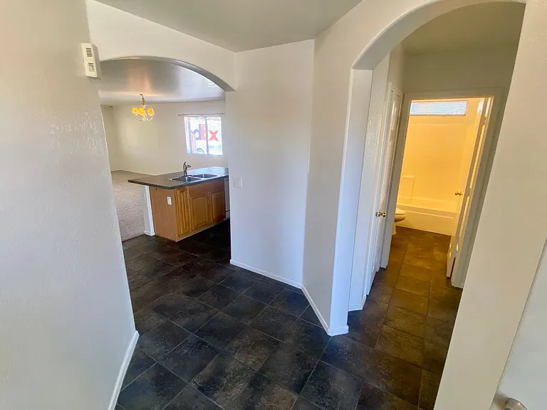 12537 W Redfield Rd — Photo 3