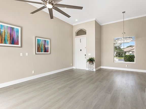 4th image of 7861 Manor Forest Ln