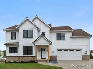 5655 Courtney Lynn Ct, Wyoming, MI 49418