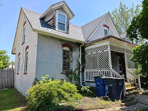 2nd image of 304 Hendricks St