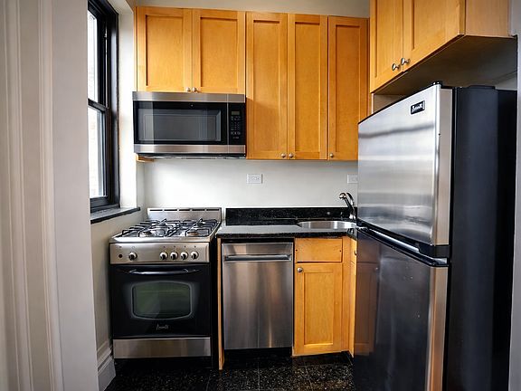 4th image of 166 2nd Ave APT 15E
