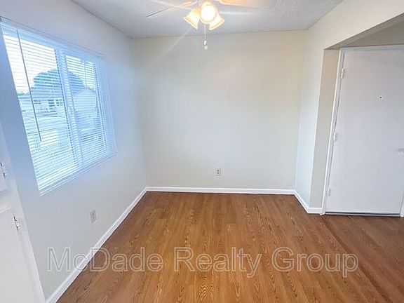 4th image of 1740 North Ave #G