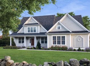 17 Fremont St, Dartmouth, MA 02748