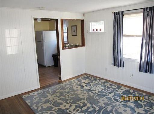 3rd image of 9 Quincy St