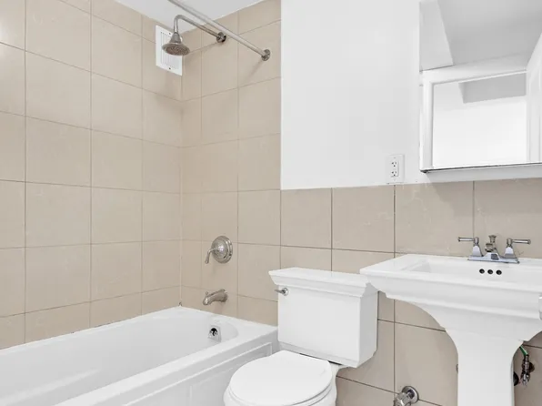 99 Lafayette Avenue image 5 of 5