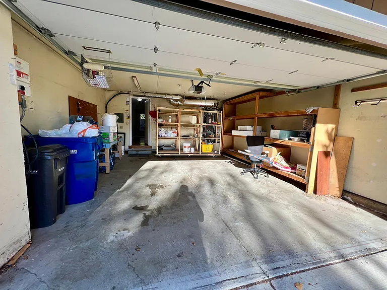 248 Pine Wood Ln — Photo 37