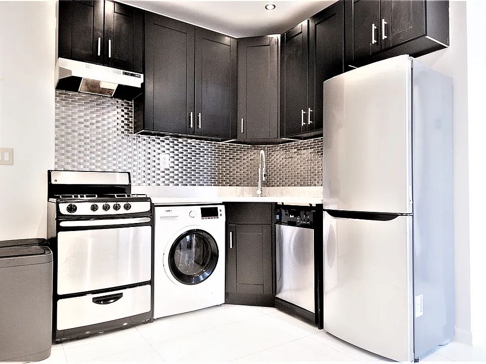1st image of 964 Amsterdam Ave Floor 6