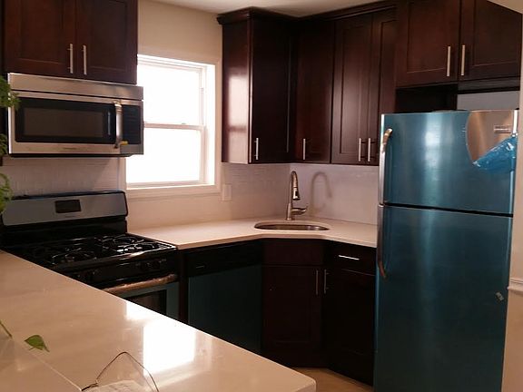 5th image of 12836 Inwood St