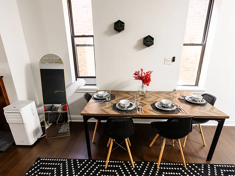 1306 Liverpool St #3 — Photo 13