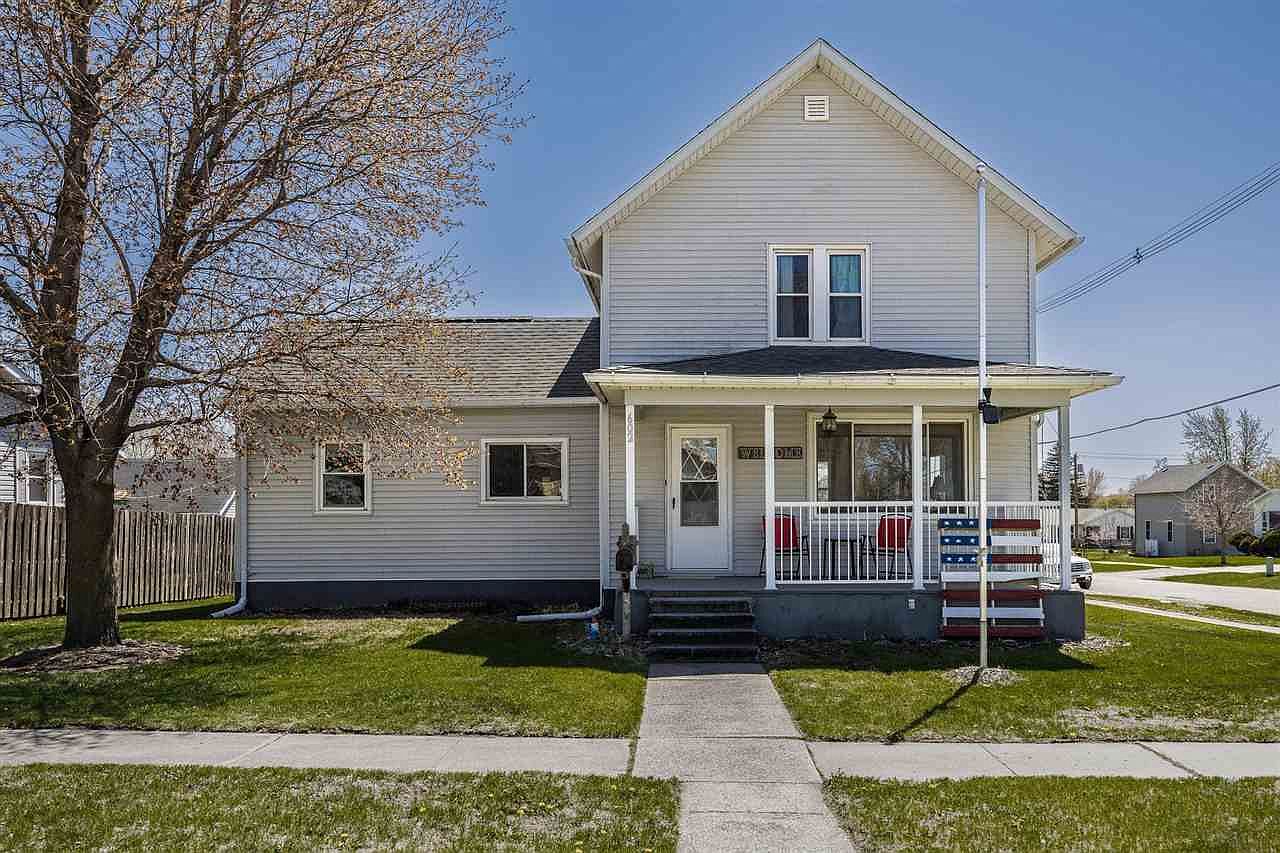 602 E 9th St, Vinton, IA 52349 Zillow
