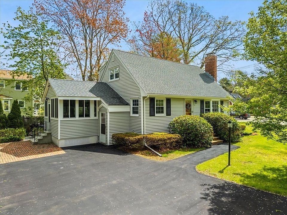 1st image of 7 Glen Echo Blvd