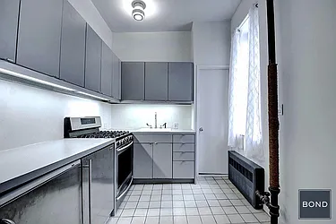 Rented by Bond New York