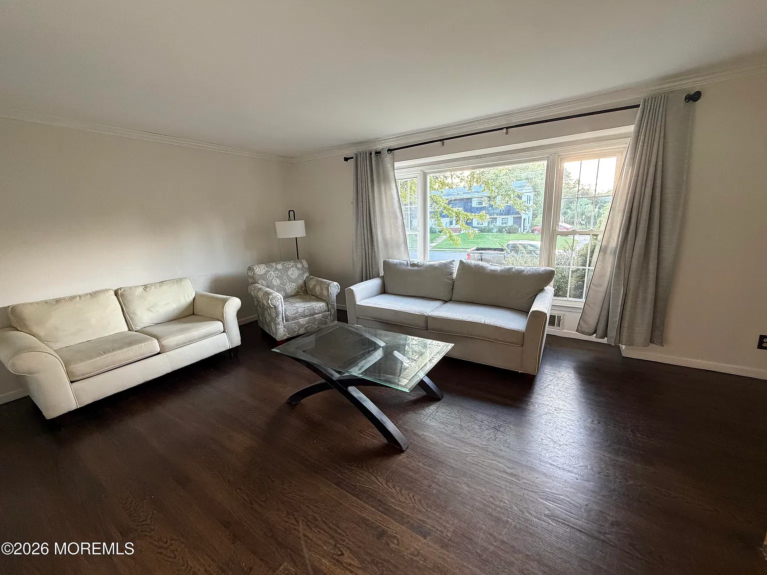 5 bed, 1863 sqft, $2,500 — Photo 3