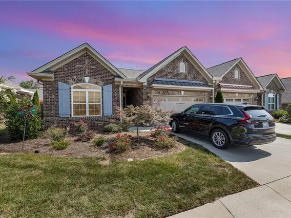 301 Frankfurt Ct, Winston Salem, NC 27127