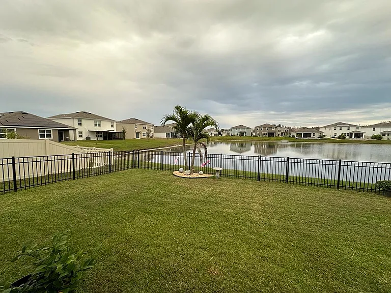 8400 Bower Bass Cir — Photo 6