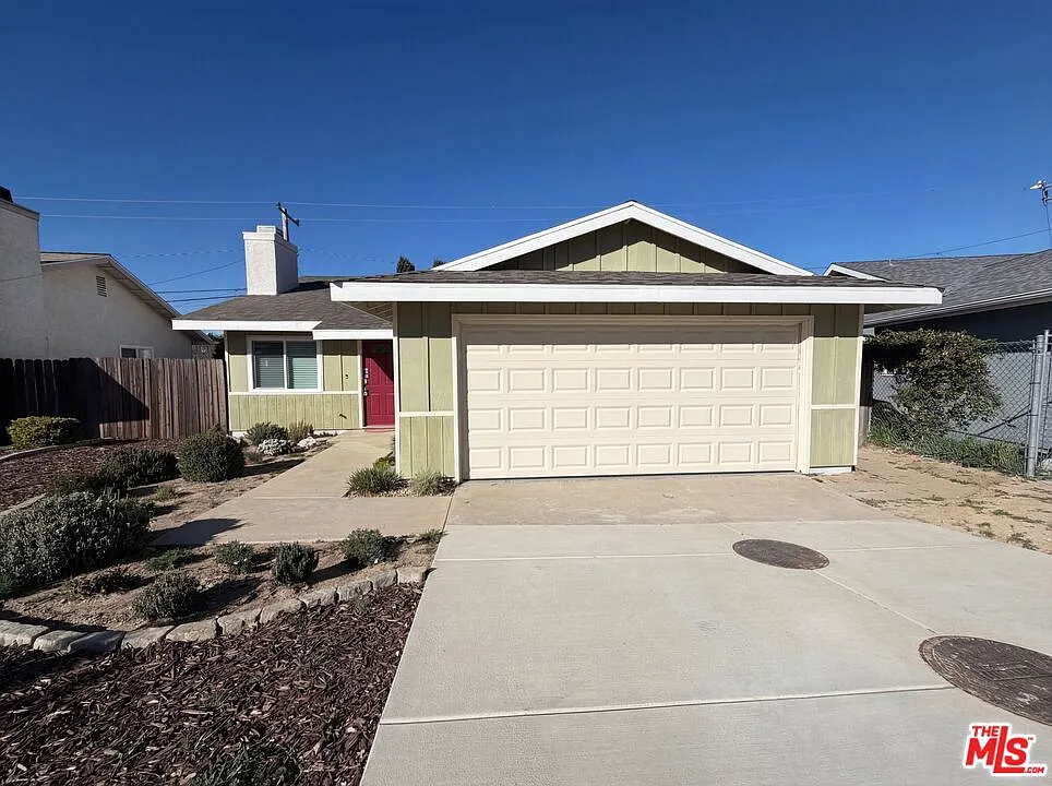 14719 Sandy Ridge Rd photo 1