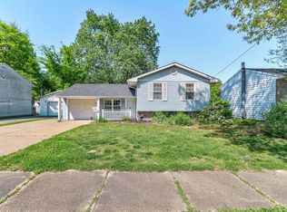 6116 Hickory Hill Ln, Evansville, IN 47710