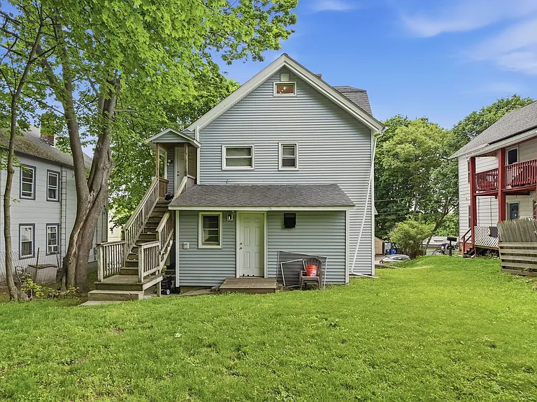 10 Oswald St #1 — Photo 16