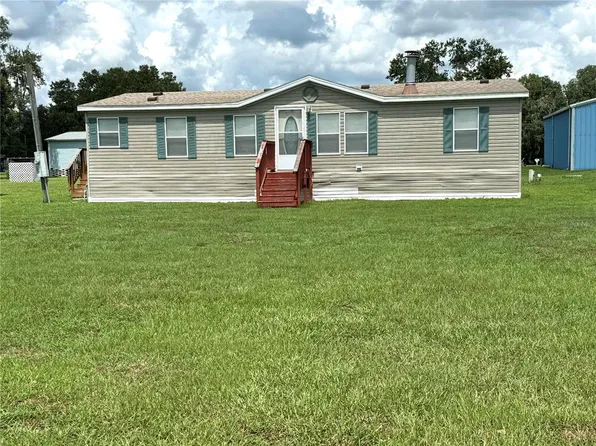529 Connell Groves Ln, Plant City, FL 33567