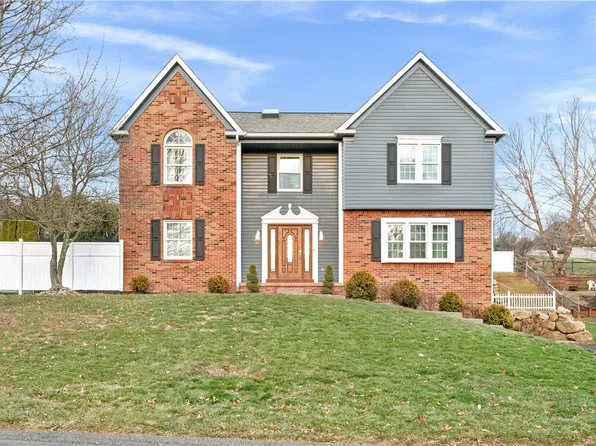 19 Timber Trail Dr, Greensburg, PA 15601