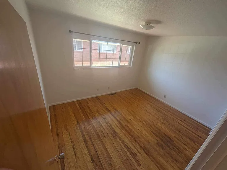 414 W Pueblo St — Photo 4