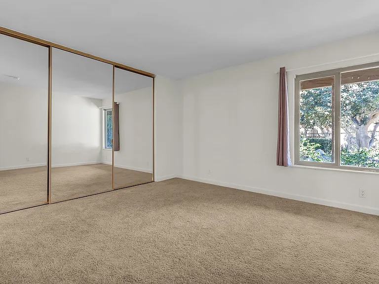 324 Tangelo — Photo 14