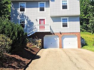 1214 Sandstone Ct E, Tarentum, PA 15084