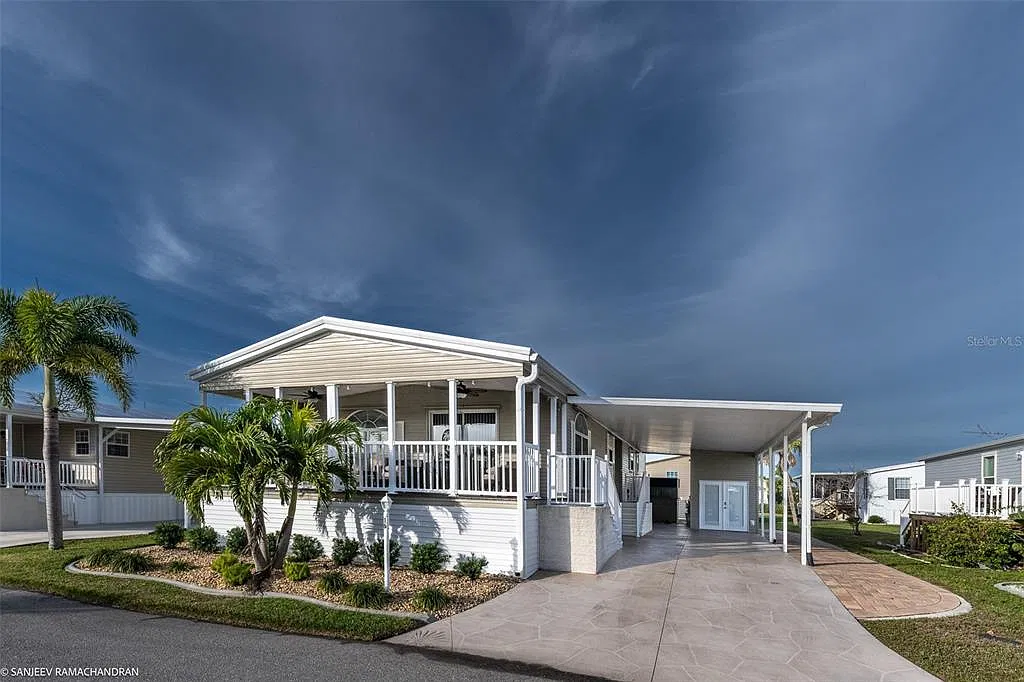 2 bed, 2.0 bath, 1375 sqft, $3,500 — Photo 1