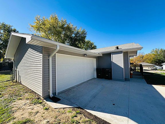 5th image of 4404 Cherrywood Ln