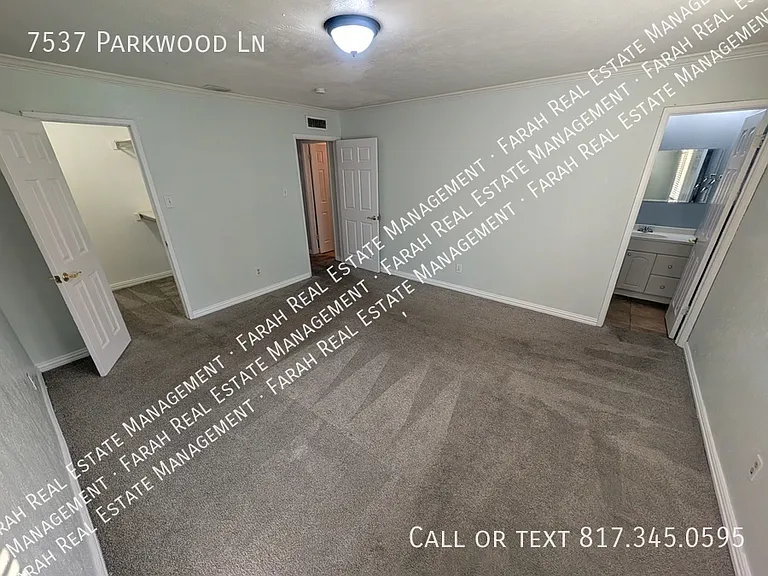 7537 Parkwood Ln — Photo 10