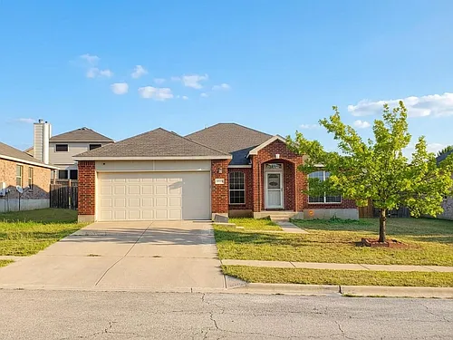6304 Taree Loop Photo 1