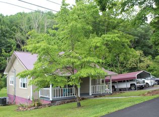 339 Left Poor Valley Rd, Pennington Gap, VA 24277