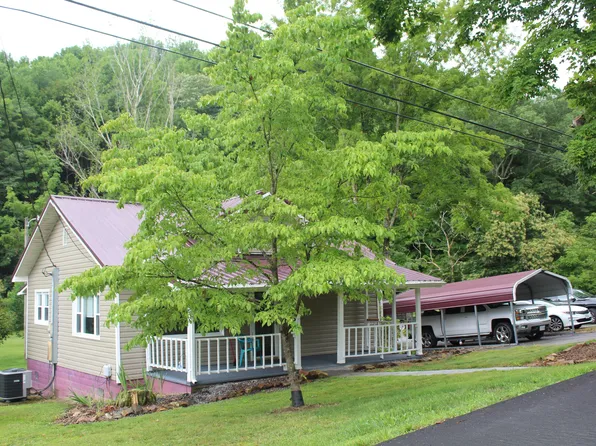 339 Left Poor Valley Rd, Pennington Gap, VA 24277