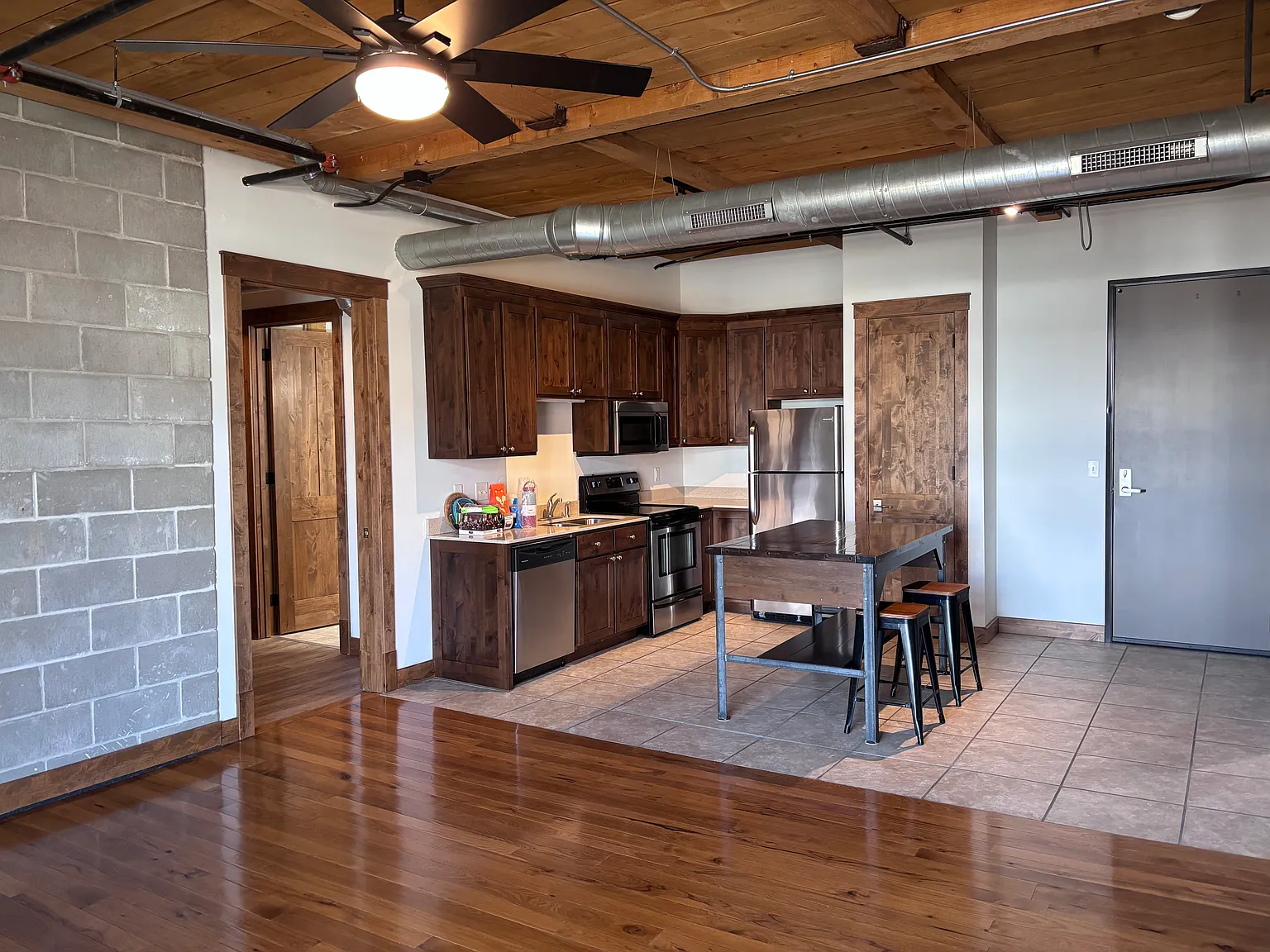 Waukesha Lofts — Photo 3