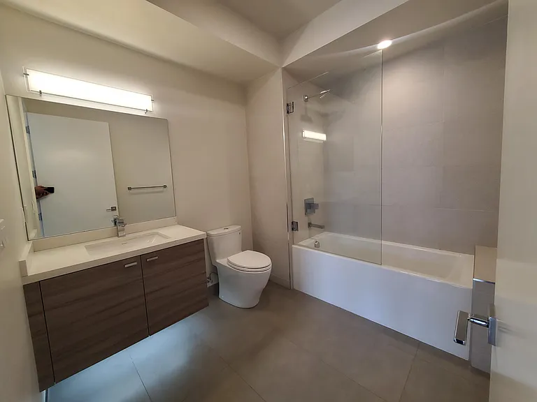 2600 Harrison St #304 — Photo 14