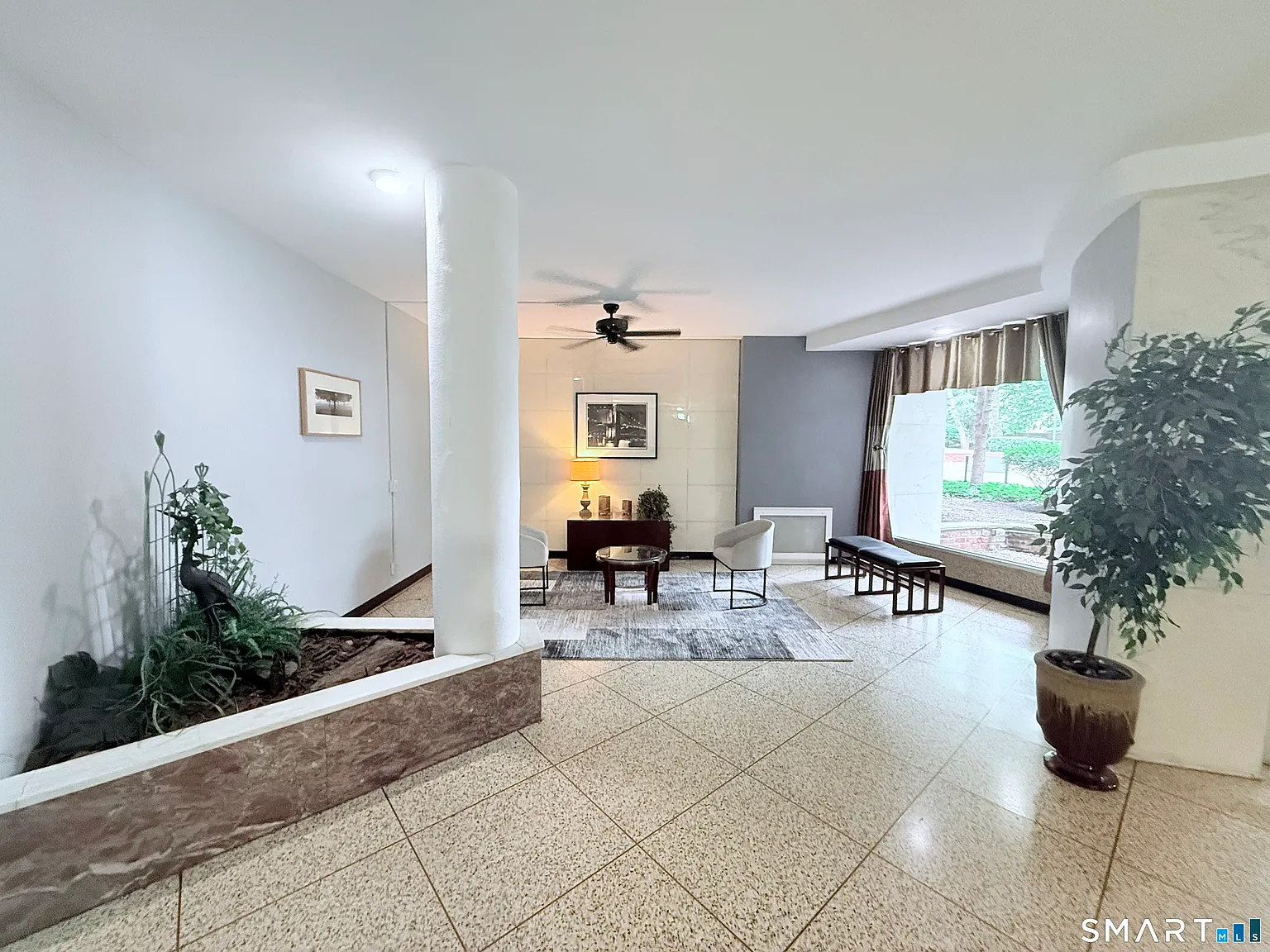 Fountain Terrace — Photo 2
