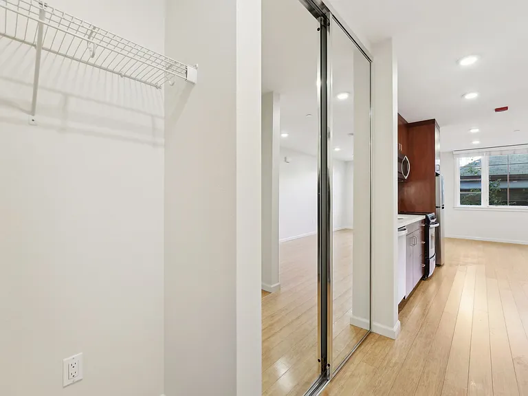 Addison Arts Apartments — Photo 100