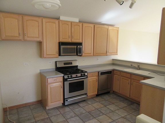 4th image of 1798 Whirlaway Ct
