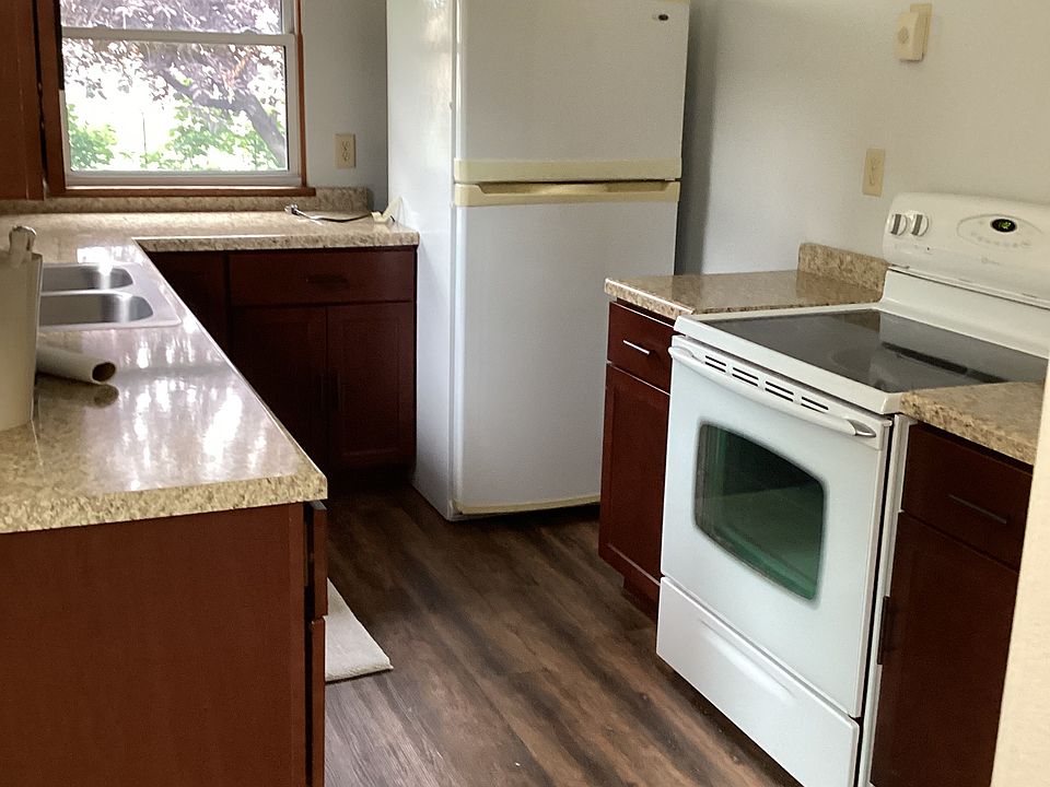 1st image of 720 Losey Blvd S