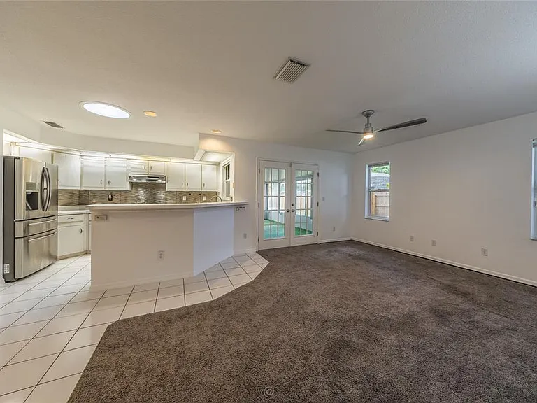 923 Sand Crest Dr — Photo 24