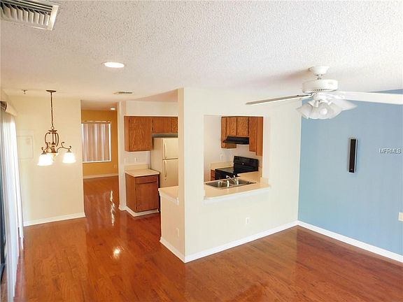 4th image of 1704 Brigadoon Dr