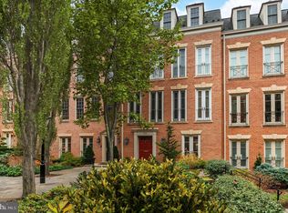 1819 Kalorama Sq NW, Washington, DC 20008