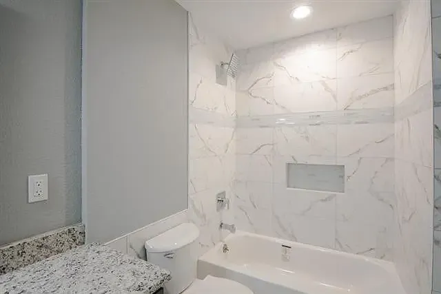 2235 Chatham Square Ct — Photo 7