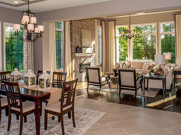 The Monticello Breakfast and Family Rooms